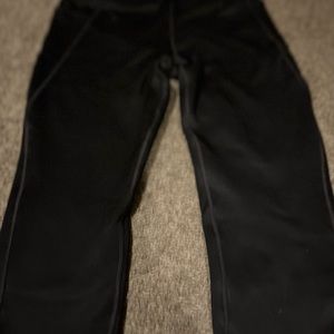 Tek Gear warm leggings with side pockets and zipper pocket in back. Size XL